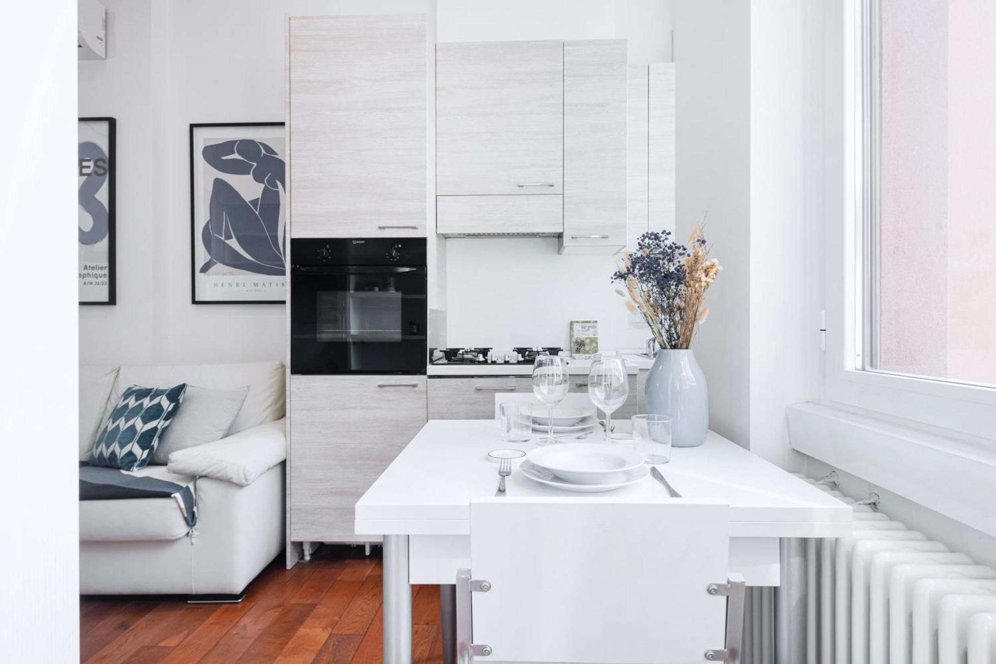 Nice And Cozy Studio In Porta Romana By Easylife Milano Eksteriør billede
